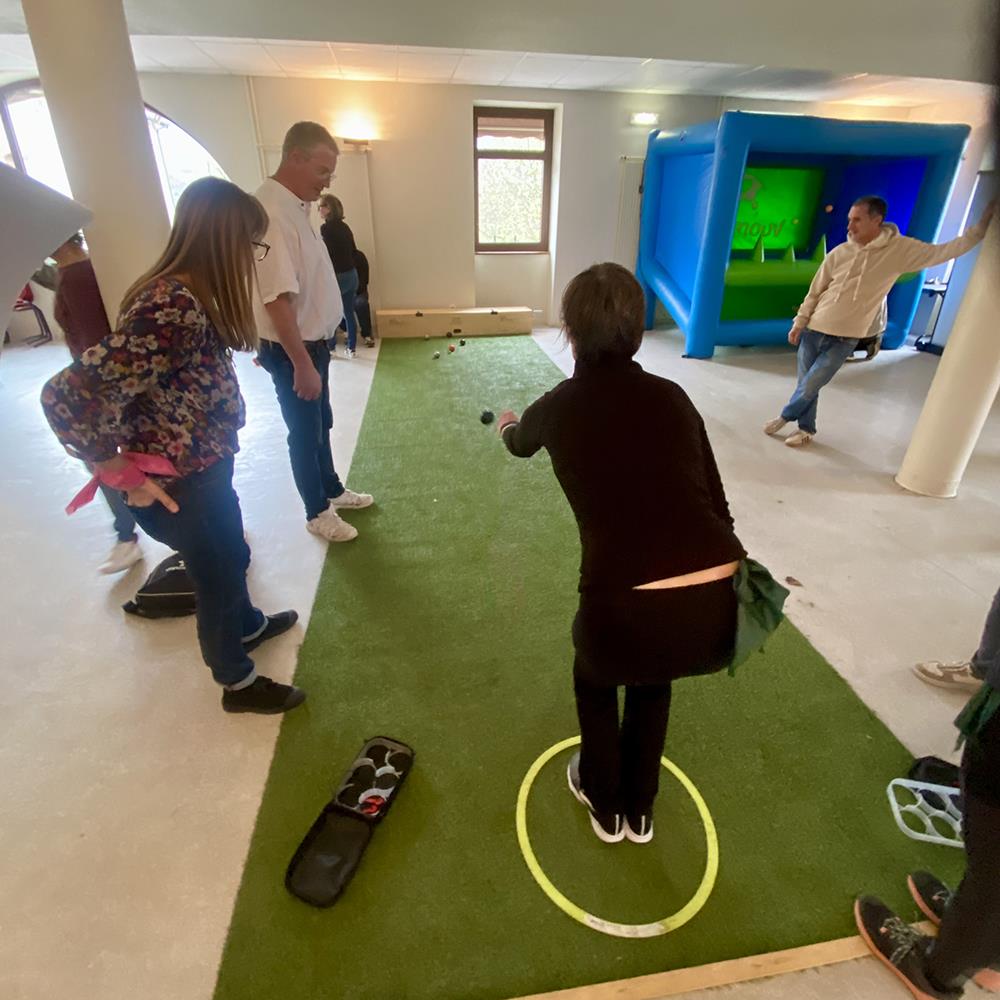 Photo Terrain de pétanque mobile